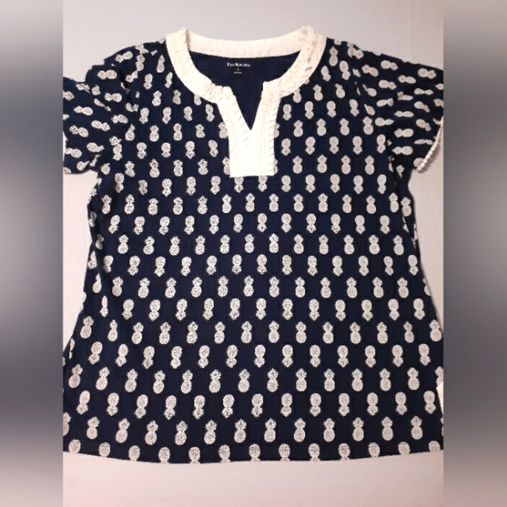 Kim Roger navy blue and white imprinted tunic with white embroidered neckline